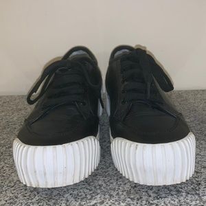 Marc by Marc Jacobs Riley Lowtop Lace-Up Sneaker